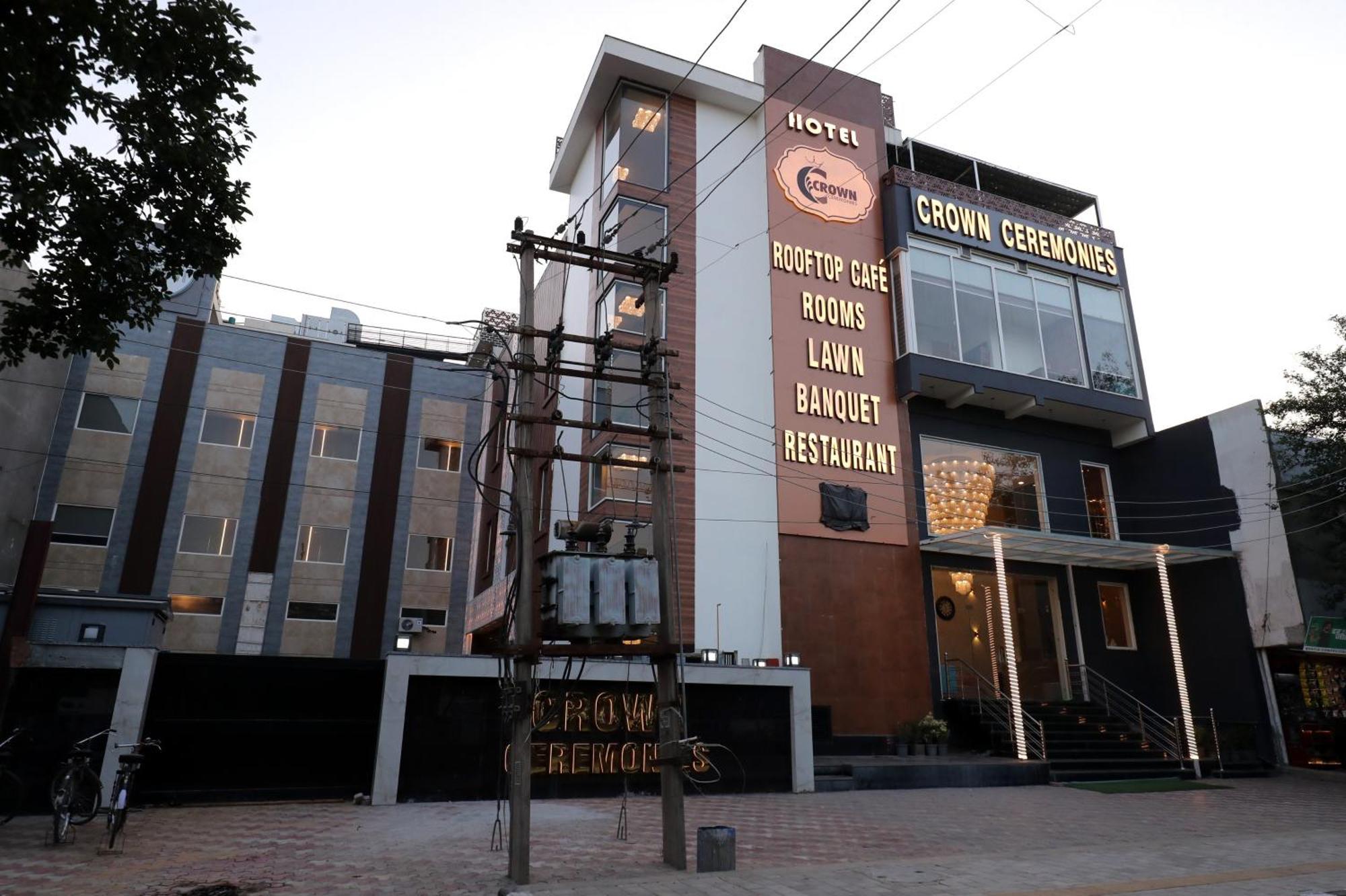 Hotel Crown Ceremonies Faridabad Exterior foto